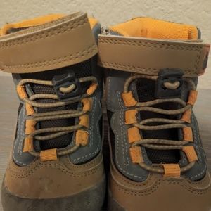 Boys hiking boots